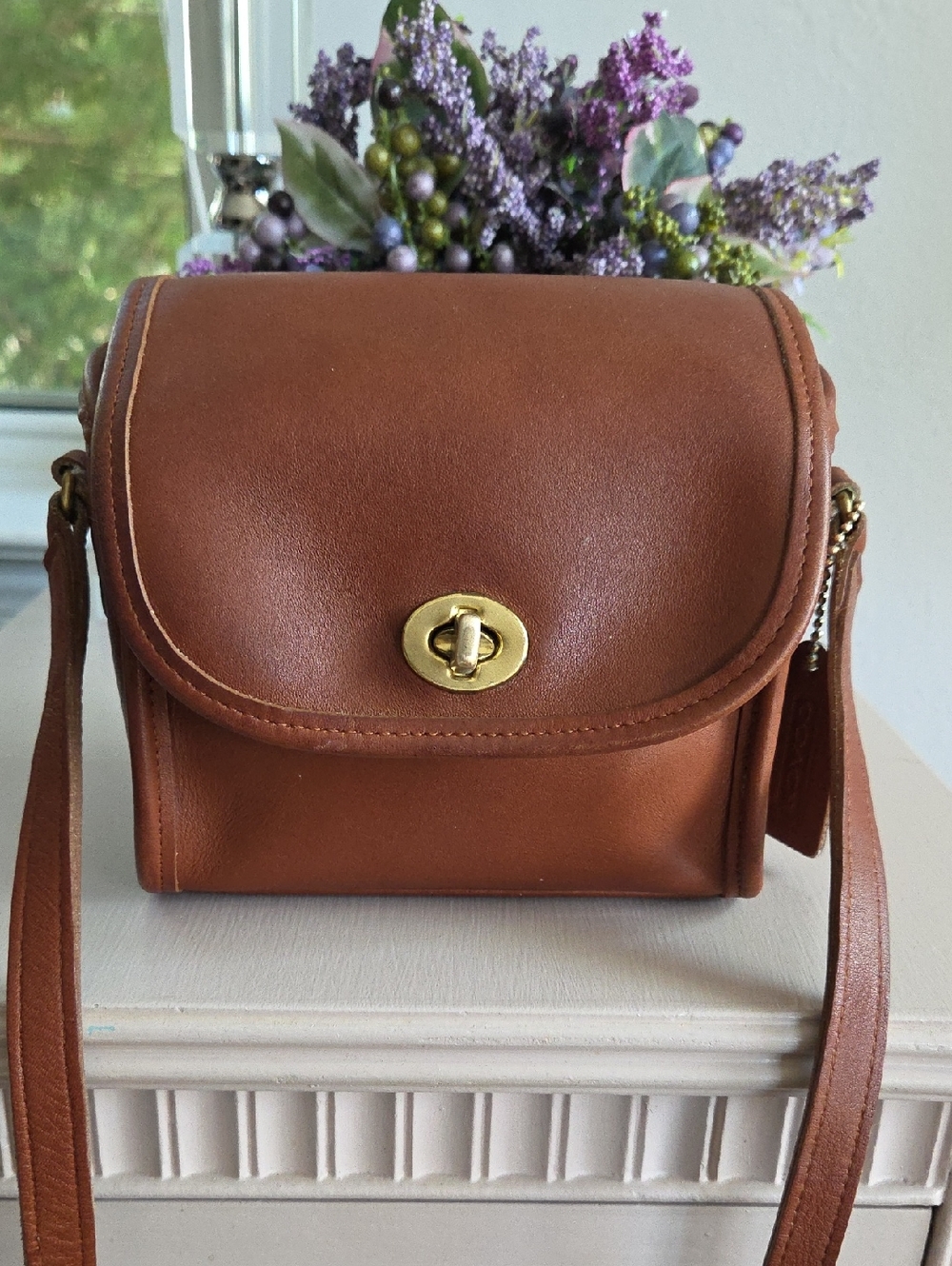 COACH British Tan Emmie 1997 Leather Crossbody Bag #9018